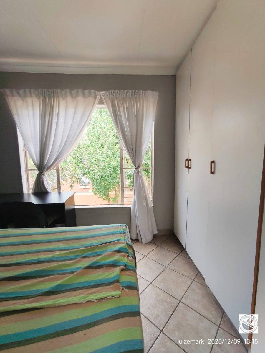 To Let 2 Bedroom Property for Rent in Vaalpark Free State